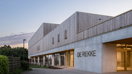 BE Kebony De Rekke School Kristian Alveo hires 2